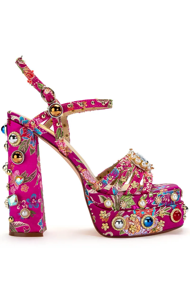 AZALEA WANG ANNIE STRAPPY EMBELLISHED CHUNKY SANDAL IN PINK