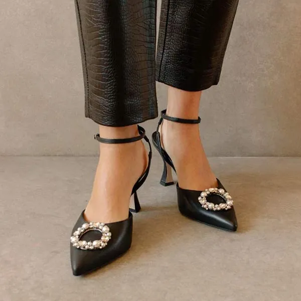 Cinderella Crystal Black | Embellished pump