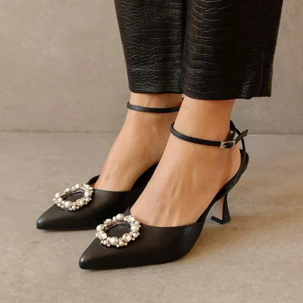 Cinderella Crystal Black | Embellished pump