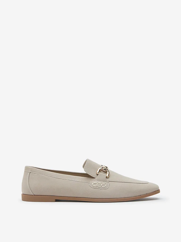 LUNA BLU Ivory Metal Detailed Loafers