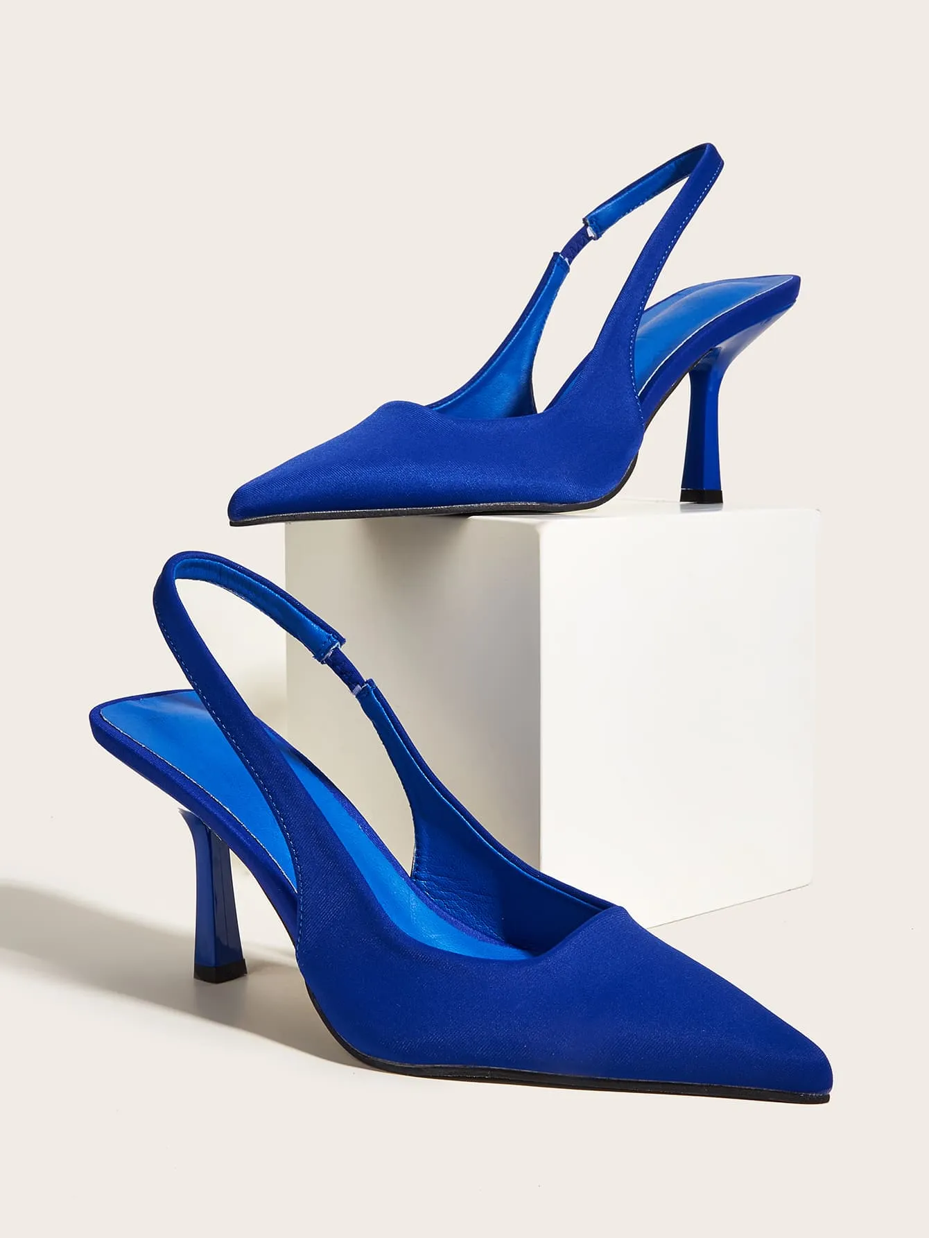 Minimalist Point Toe Slingback Pumps