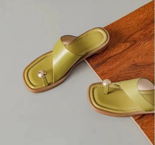 Serene Loop Sandals