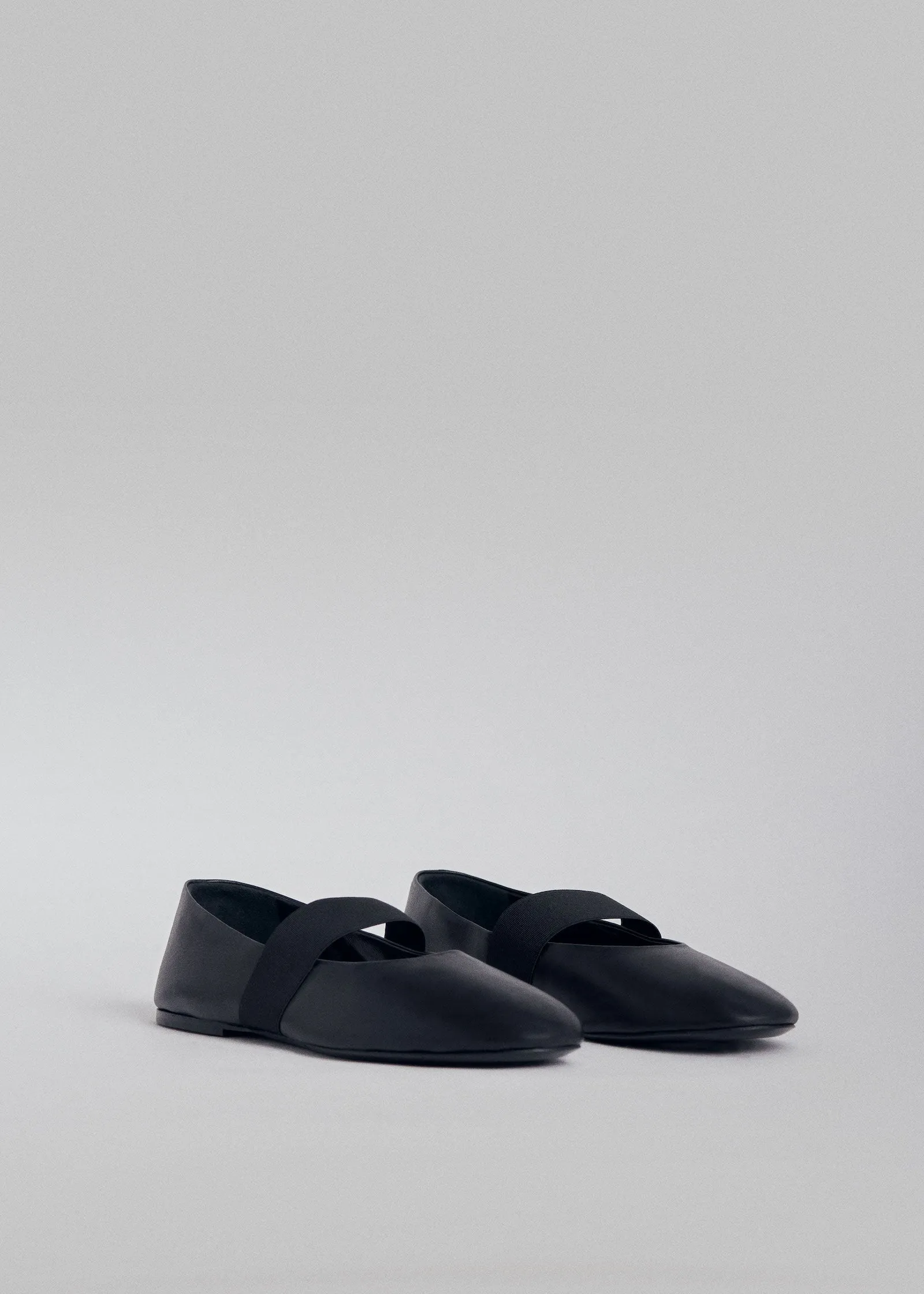 Slip On Ballerina in Chiffon Leather - Black